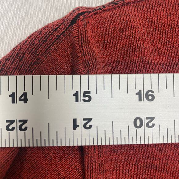 WLS Red Cotton Silk Knit Top Button Tab Sleeves Women’s Size L Preowned - Picture 11 of 11